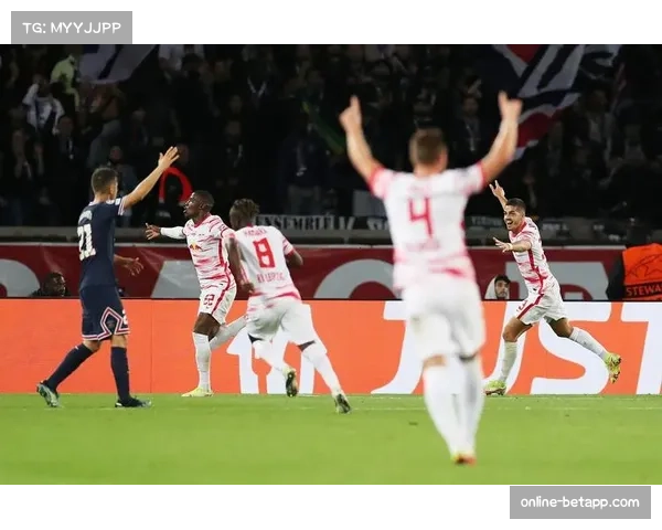 拜仁女足替补阿拉拉改变战局 助球队逆转巴黎圣日耳曼